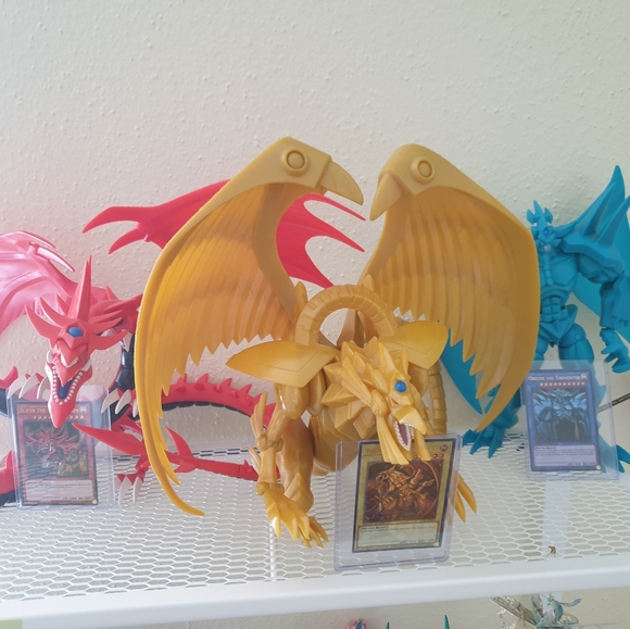 Yugioh Egyptian god figure+cards